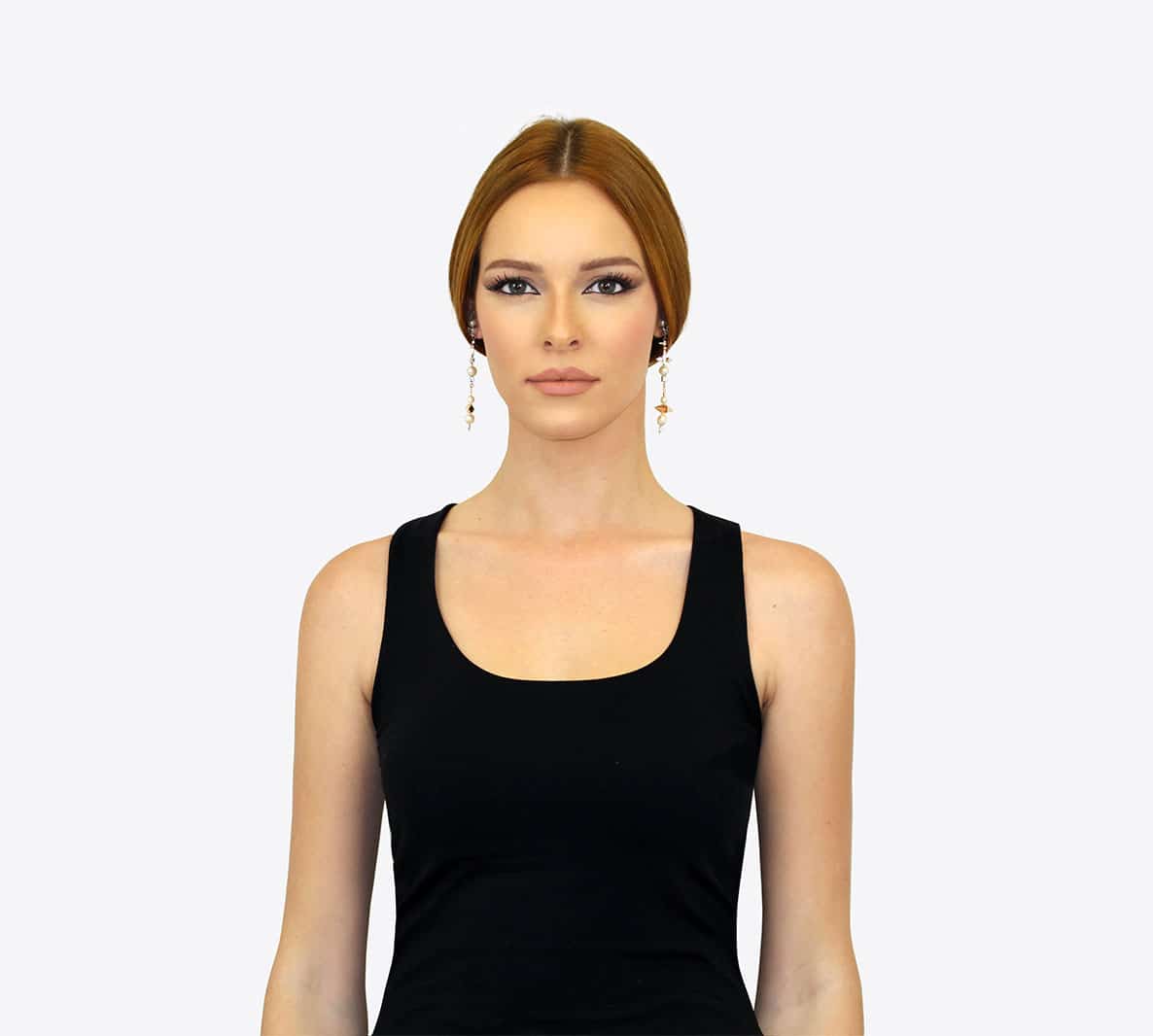 Boucles d'oreille ANAELLE ornées de perles en cristal – Image 4