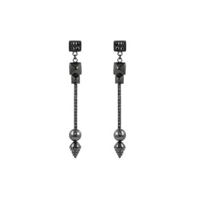 Crystal beads and black spikes earrings by on aura tout vu