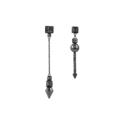 Crystal beads and black spikes earrings by on aura tout vu