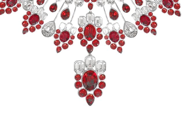 Collier ALYSSE orné de cristaux rouges et blancs – Image 2