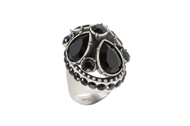 black crystal and metal ring by on aura tout vu
