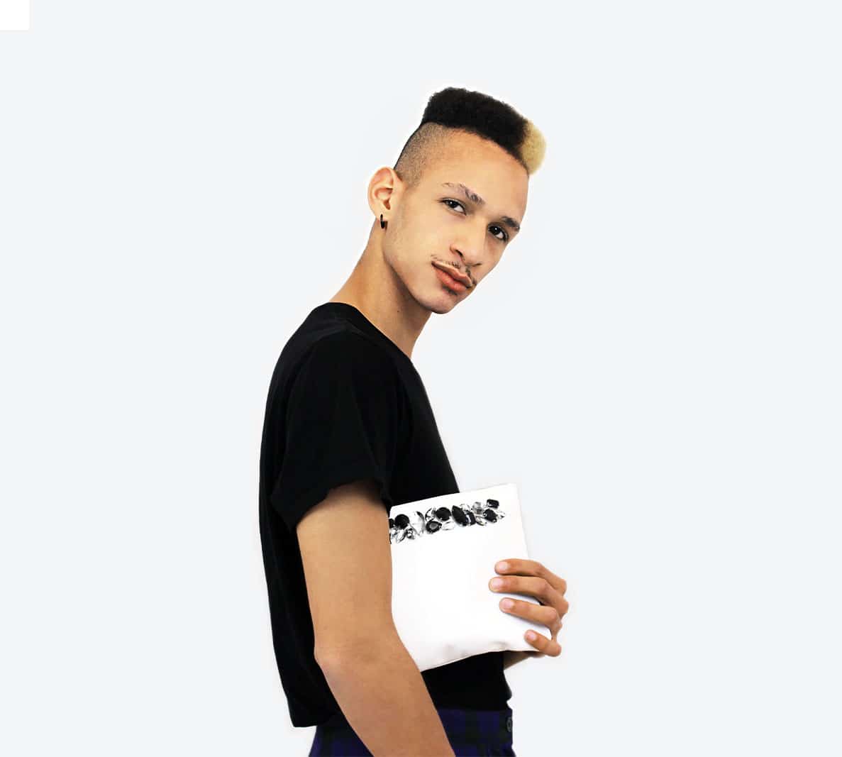 Pochette CLENI en cuir blanc brodée de cristaux gris, noirs et blancs – Image 4