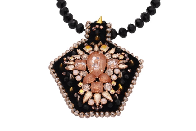 Plastron Losange Rose Gold handmade avec des cristaux