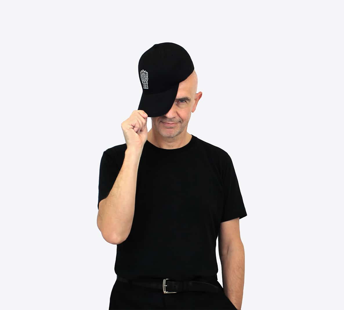 Casquette KORA brodée d'un patch logo – Image 5