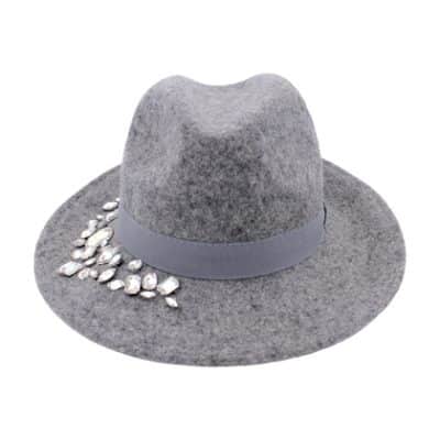 Felt hat in grey speckled with white crystals