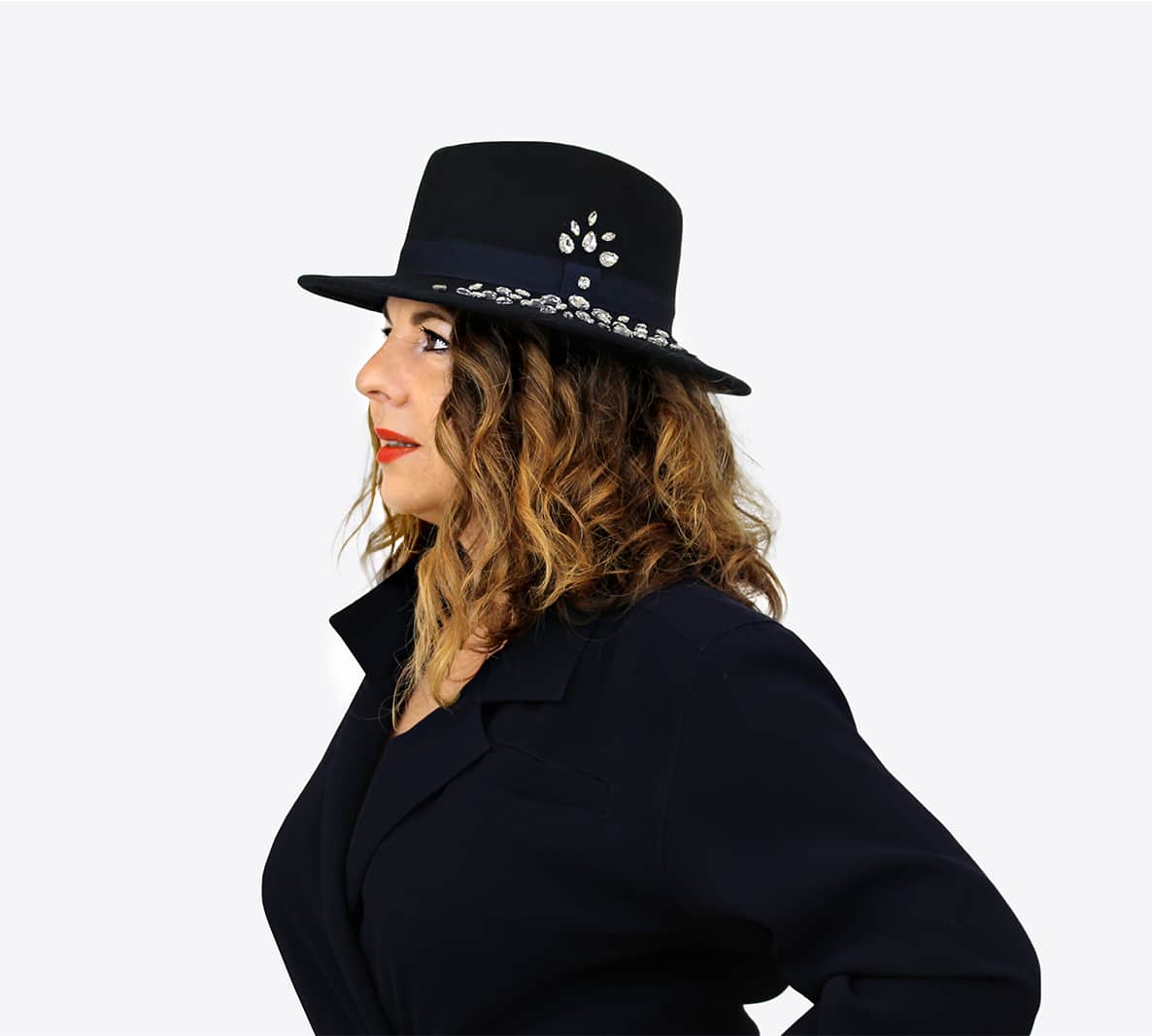 Chapeau ZERI brodé de cristaux – Image 5