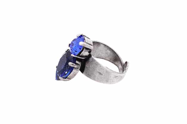 bague en cristaux bleu nuit et metal argent par on aura tout vu