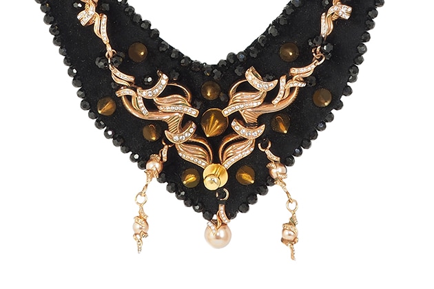 Plastron CALI brodé de perles et de cristaux – Image 2