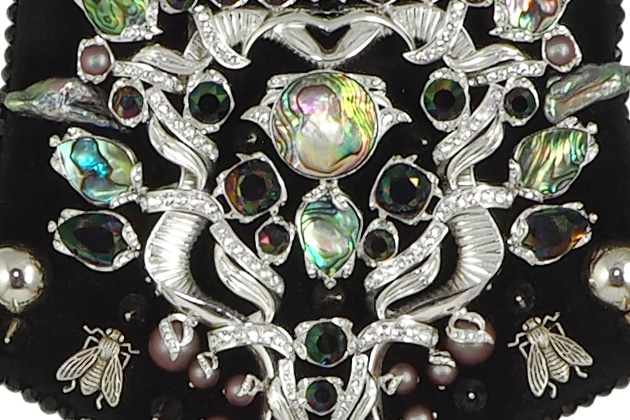 Plastron Harnais CORY brodé de perles et de cristaux – Image 2