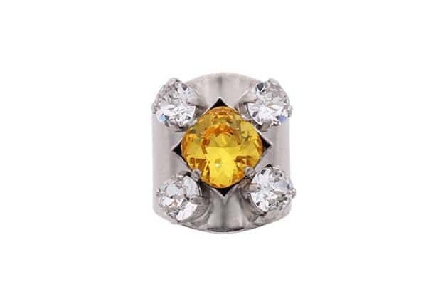 Cocktail ring with square crystals by on aura tout vu