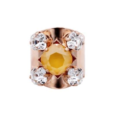 Cocktail ring with yellow square crystals by on aura tout vu