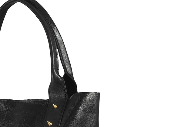 Sac BAKI en cuir souple brodé d'un blason – Image 3