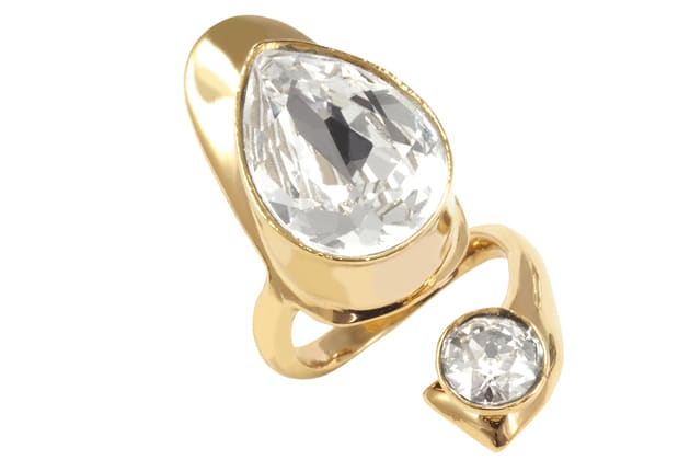 Bague ongle MORTICIA en métal doré orné de cristaux blancs – Image 2