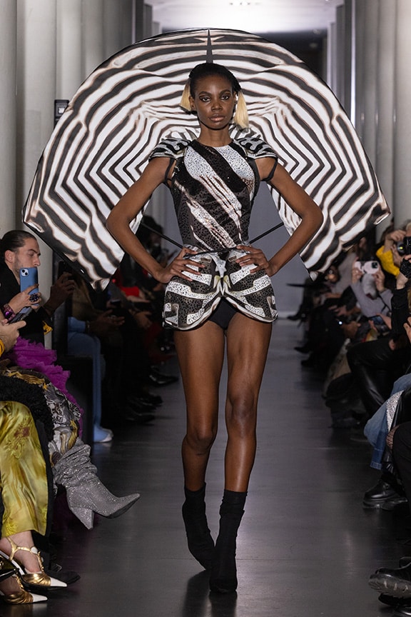 Optical illusion dress by on aura tout vu couture 2024 illusions collection haute couture fashion week paris