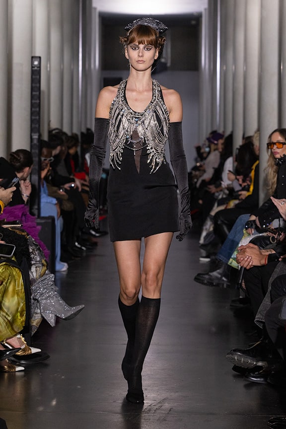 Cristals be jewelled black dress by on aura tout vu couture 2024 illusions collection haute couture fashion week paris