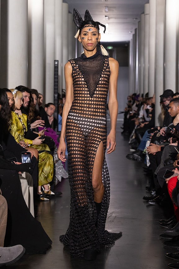 Black dress by on aura tout vu couture 2024 illusions collection haute couture fashion week paris