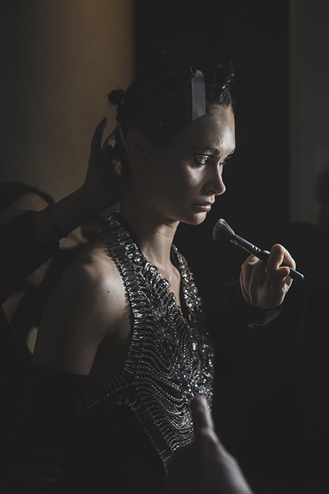 on aura tout vu back stage couture show Illusions by Yassen Samouilov and Livia Stoianova 2024