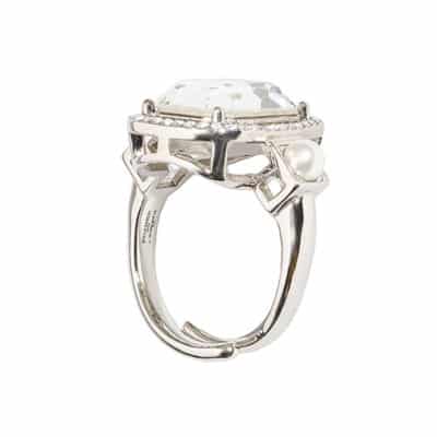 adjustable crystal and pearl ring moulin rouge by on aura tout vu