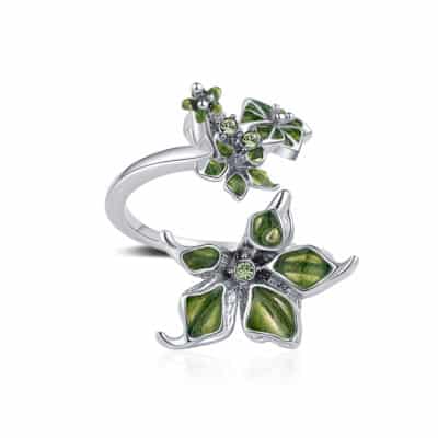 bague fleurs datura cristaux et émaillage verte szhang-zhehan x on aura tout vu