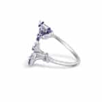 Bague réglable Dila fleurs Datura et cristaux violettes – Image 3