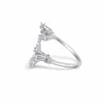 Bague réglable Dila fleurs Datura et cristaux blanches – Image 3