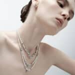 collier perles et fleurs datura zhang-zhehan x on aura tout vu
