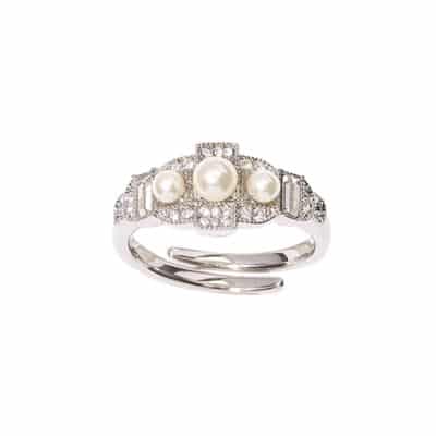bague avec trois perles et cristaux collection muse de moulin rouge by on aura tout vu