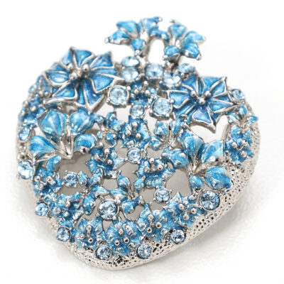broche Cœur bleu en émail motif fleurs datura mandala collection ehz-z x on aira tout vu