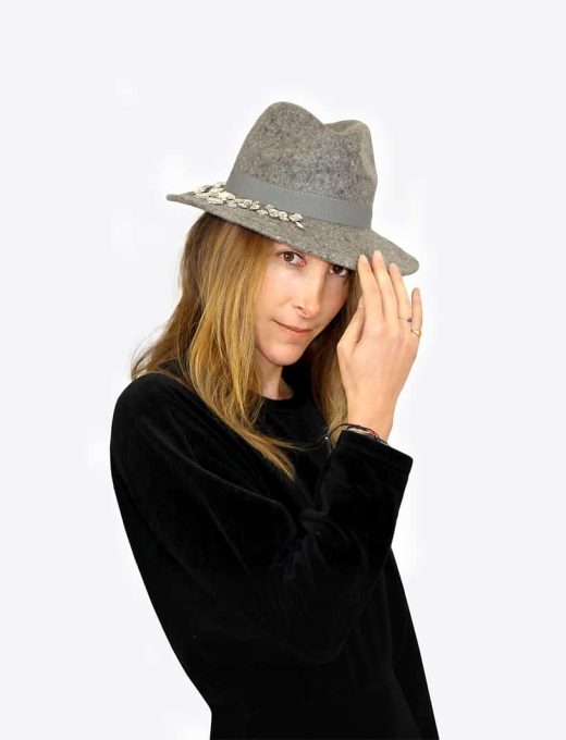 kira_mottled_grey_felt_hat_white_crystal_onauratoutvu_worn_by_woman (1)